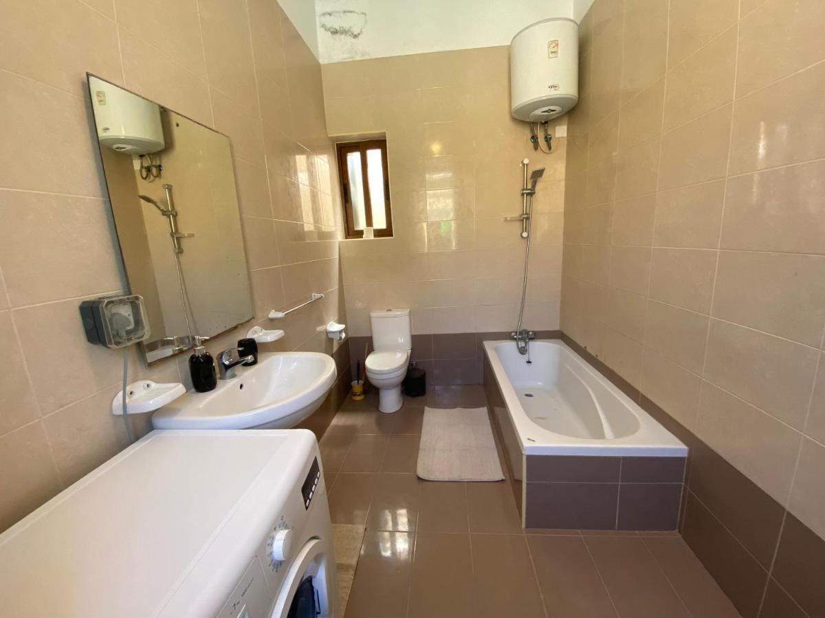 Blue Waters Town House Lägenhet Tarxien Exteriör bild